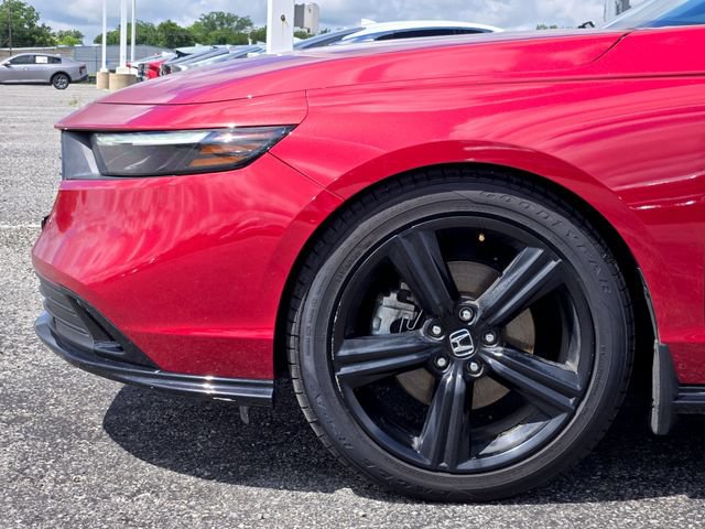 Used 2023 Honda Accord Sport image 9
