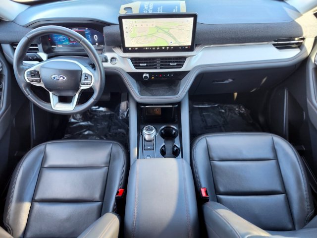 Certified 2025 Ford Explorer Active w/ Active Comfort Package AWD/4WD image 12