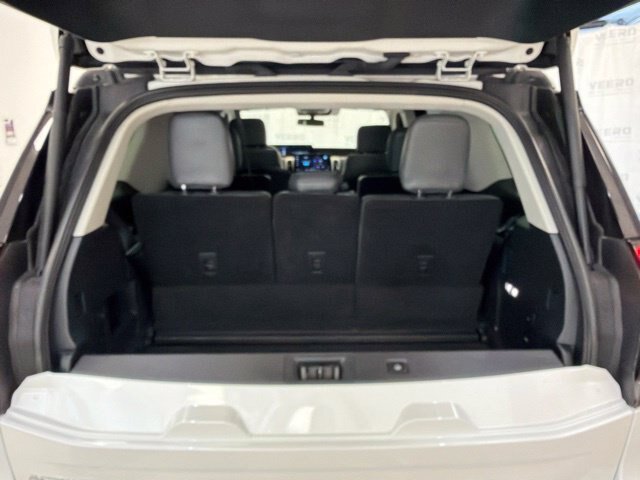 Certified 2025 Ford Expedition Active AWD/4WD image 37