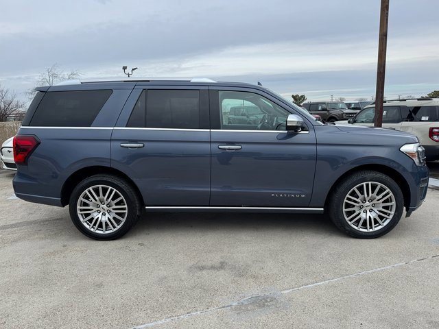 Certified 2023 Ford Expedition Platinum image 6