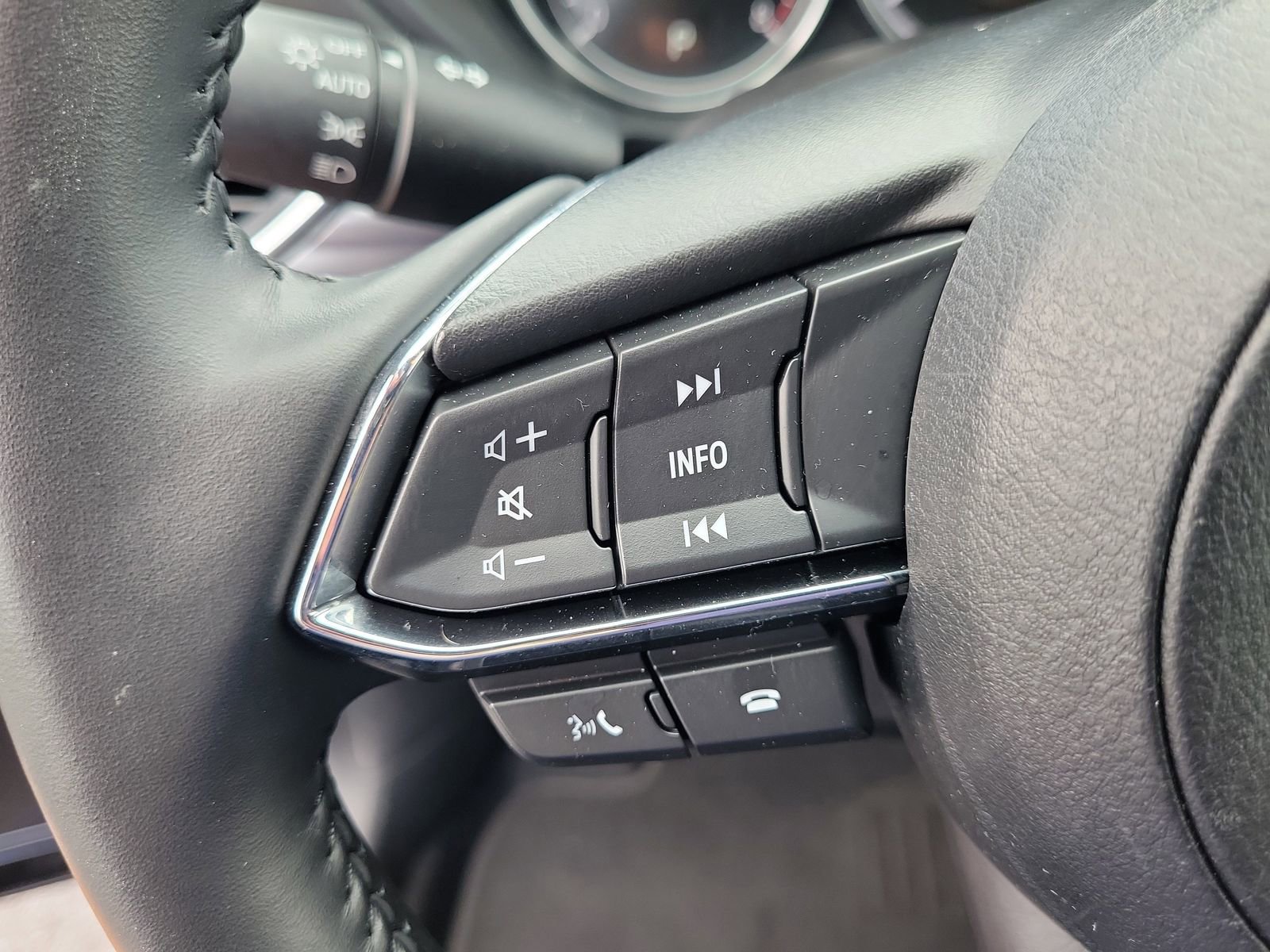 Used 2024 MAZDA CX-5 AWD 2.5 S w/ Select Package image 19