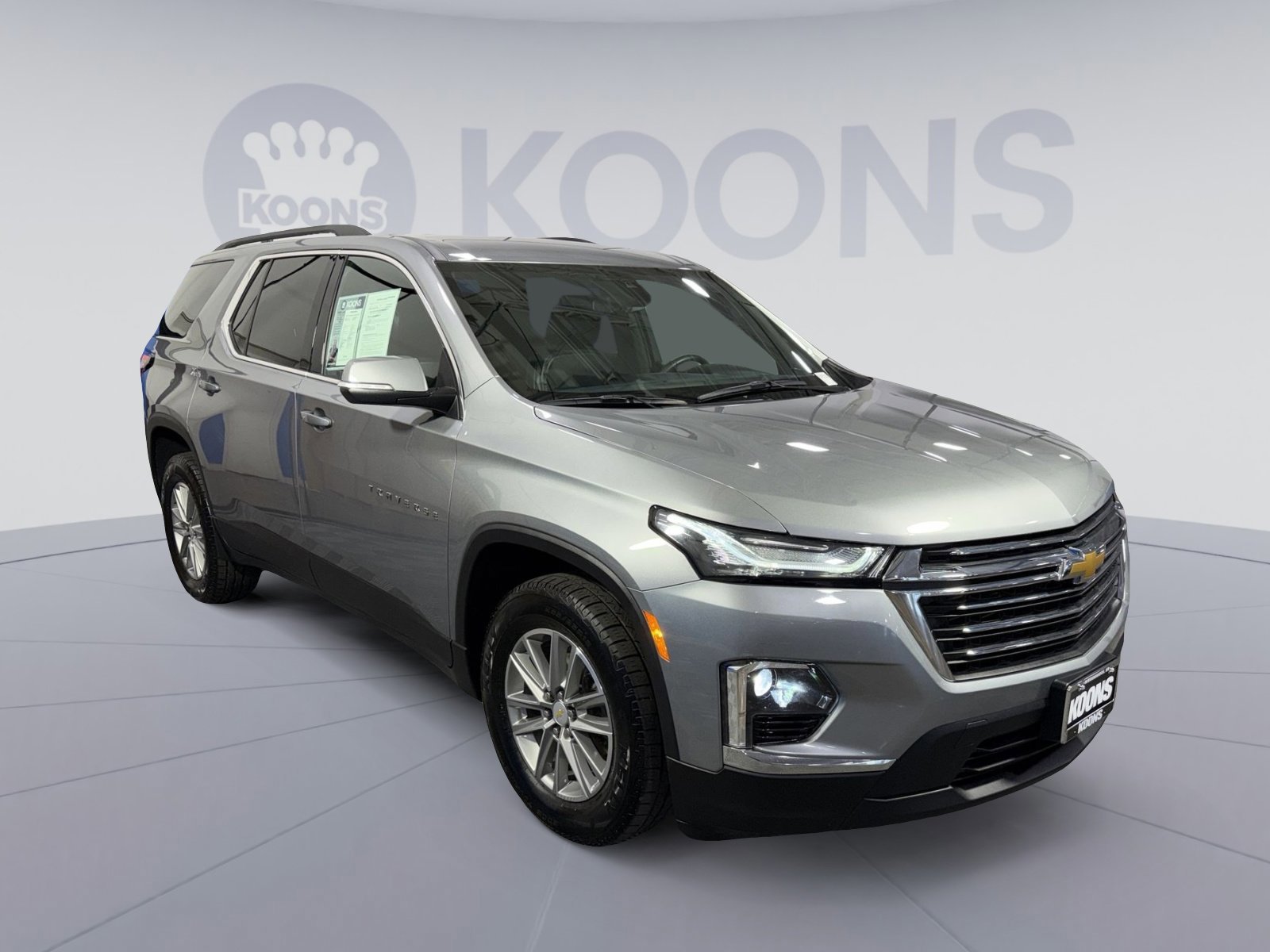Used 2023 Chevrolet Traverse LT image 7