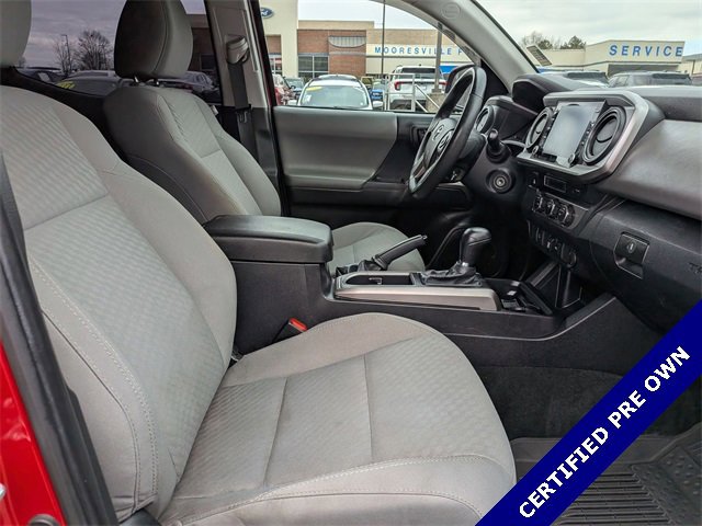 Used 2022 Toyota Tacoma SR5 image 34