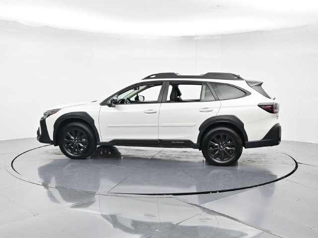 Used 2025 Subaru Outback Onyx Edition XT AWD/4WD image 7
