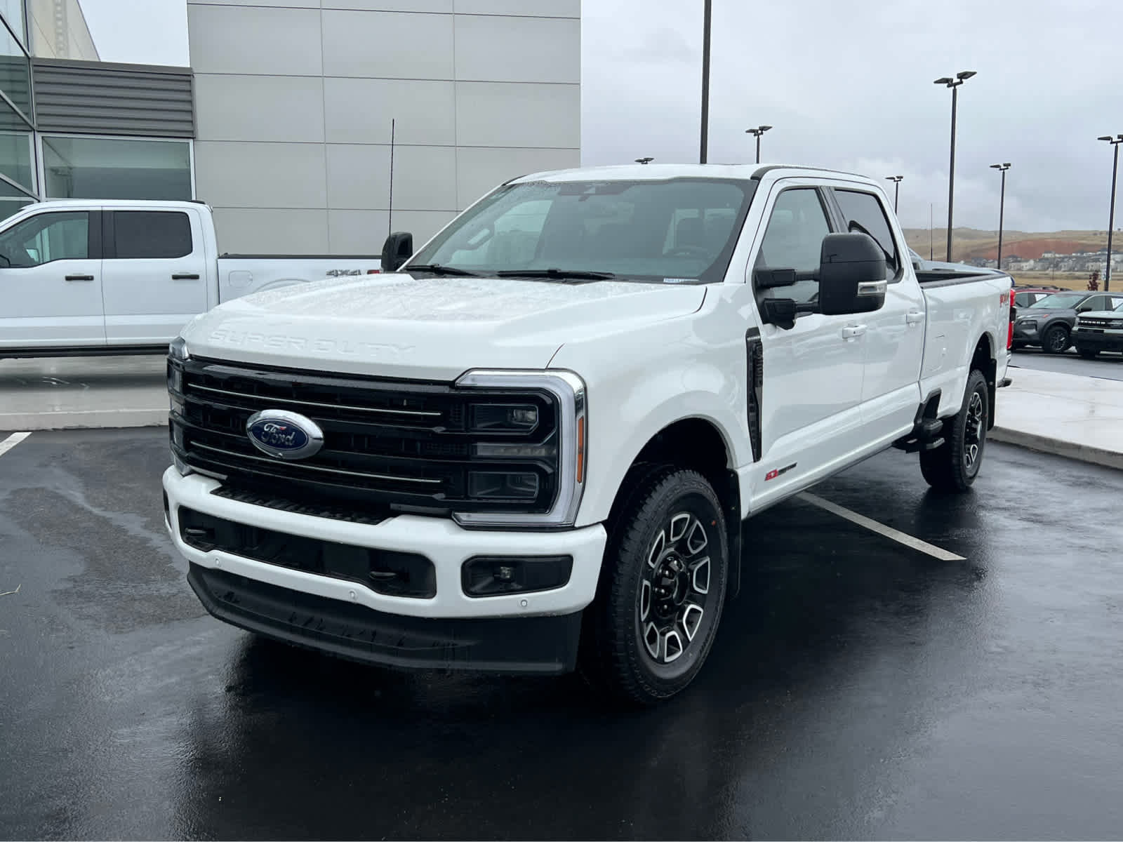 Certified 2025 Ford F350 Platinum AWD/4WD image 2
