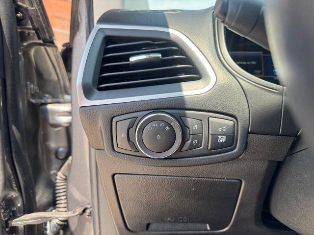 Certified 2023 Ford Edge SEL w/ Convenience Package AWD/4WD image 19