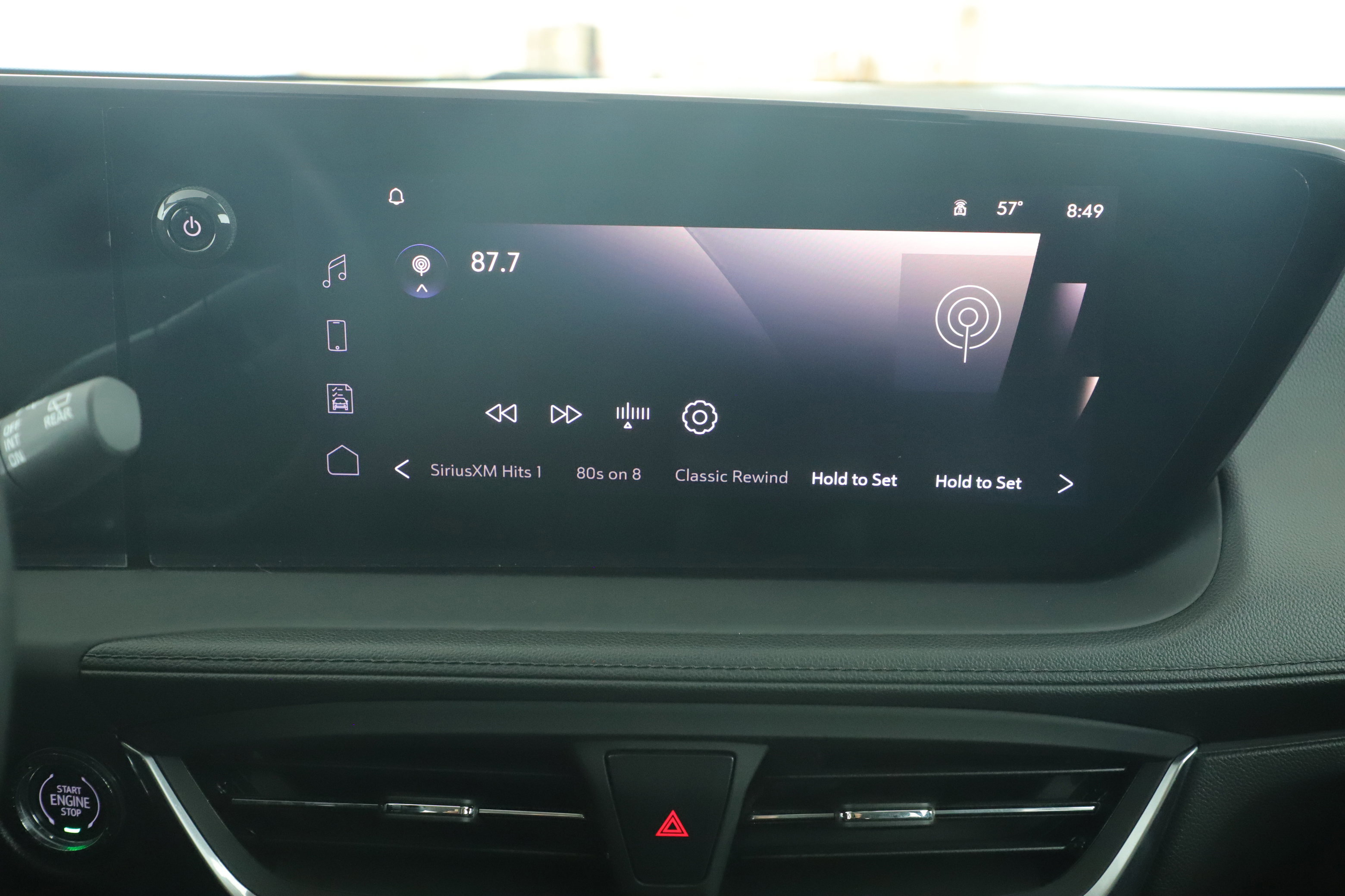 Used 2024 Buick Encore GX Sport Touring image 11