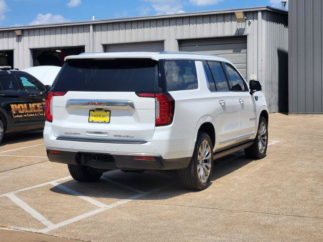 Used 2021 GMC Yukon XL Denali w/ Denali Premium Package AWD/4WD image 6