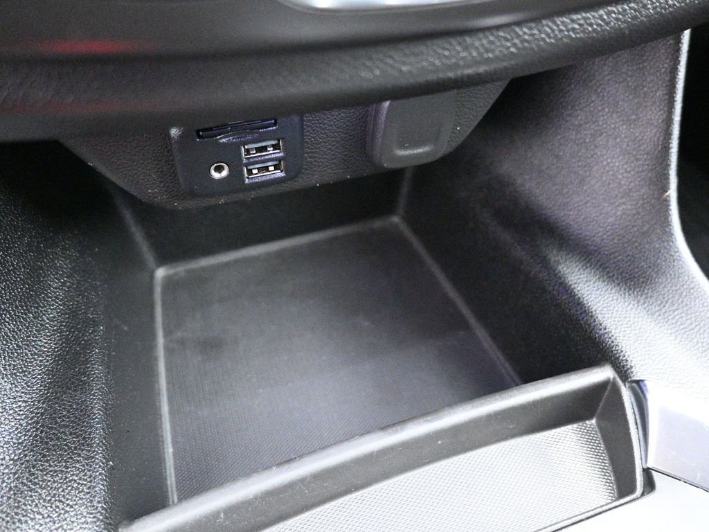 Used 2021 Chevrolet Traverse RS image 18