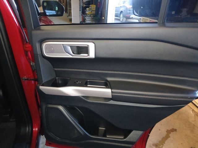 Certified 2024 Ford Explorer XLT w/ Equipment Group 202A image 43
