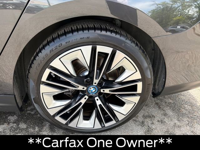 Used 2025 BMW i5 xDrive40 w/ Premium Package AWD/4WD image 14