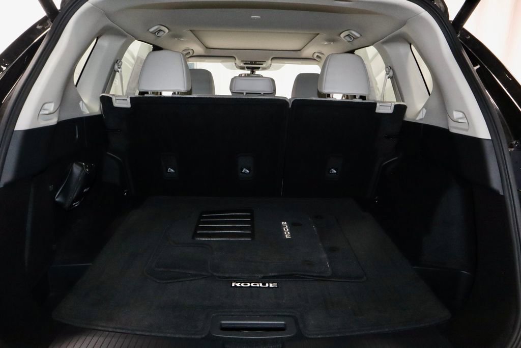 Used 2023 Nissan Rogue SV w/ SV Premium B Package AWD/4WD image 14