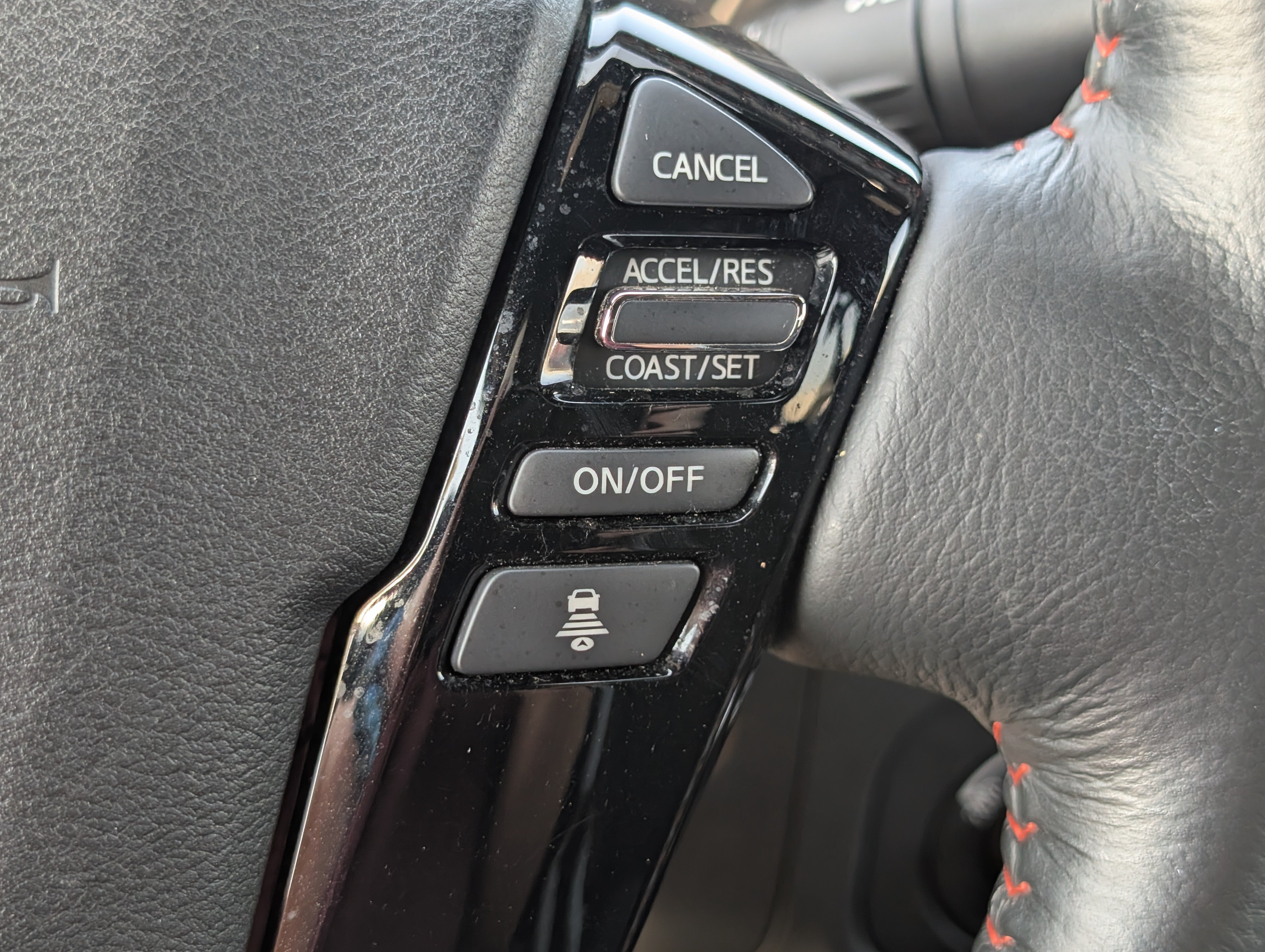 Used 2025 Nissan Frontier PRO-4X w/ Pro Convenience Package AWD/4WD image 21