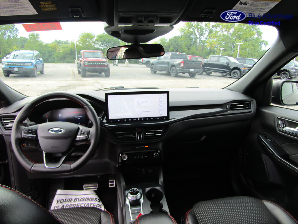 Certified 2024 Ford Escape ST-Line w/ Tech Pack #1 AWD/4WD image 4