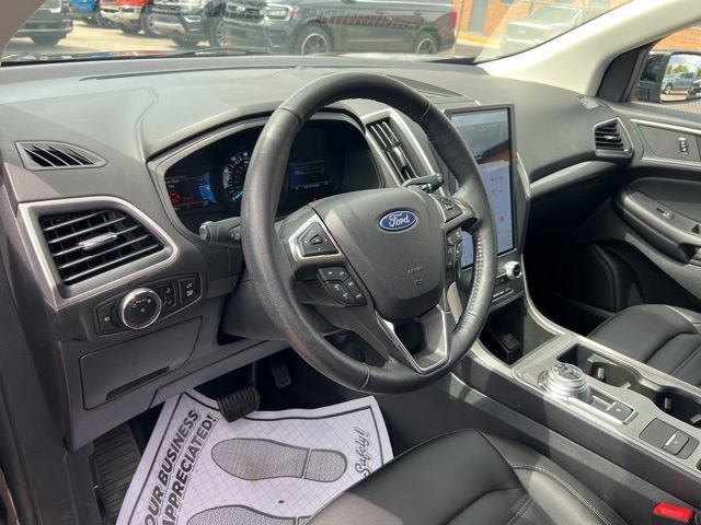 Certified 2024 Ford Edge SEL w/ Convenience Package AWD/4WD image 4