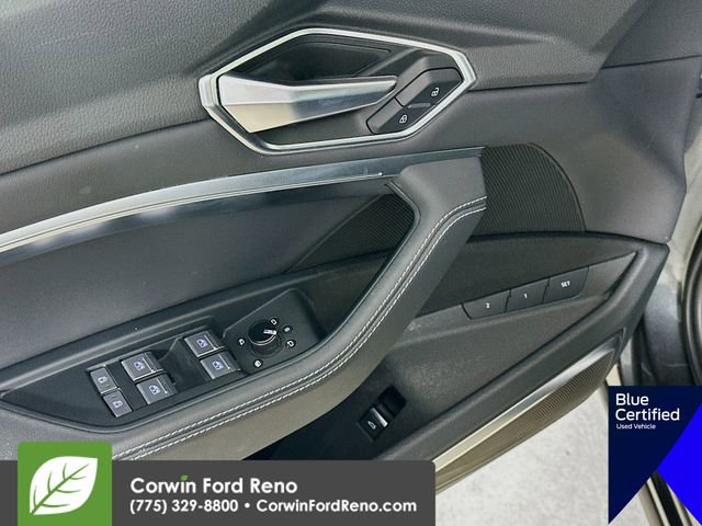 Used 2021 Audi e-tron Premium Plus w/ Premium Plus Package AWD/4WD image 22