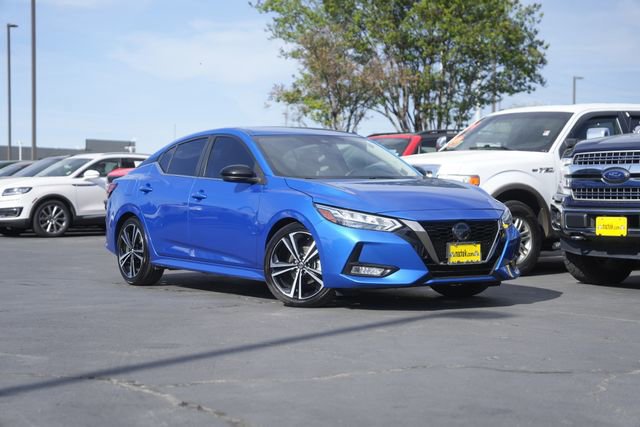Used 2023 Nissan Sentra SR w/ Electronics Package image 2