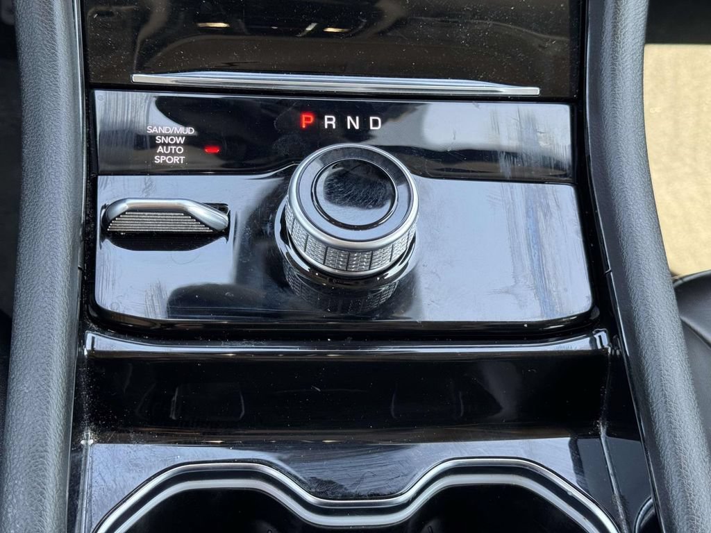 Used 2023 Jeep Grand Cherokee Limited AWD/4WD image 8