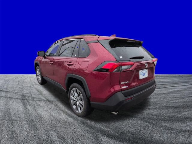 Used 2022 Toyota RAV4 XLE Premium AWD/4WD image 3