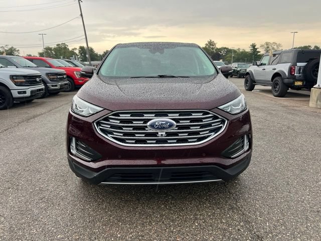 Certified 2024 Ford Edge Titanium w/ Equipment Group 301A AWD/4WD image 2