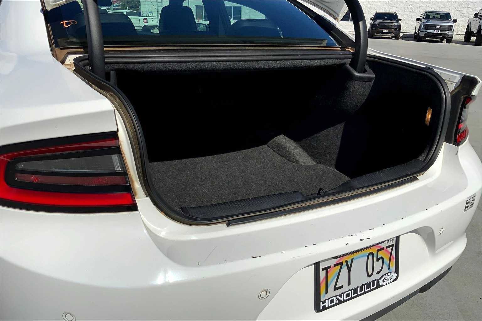 Used 2021 Dodge Charger SXT w/ Leather Interior Group image 20