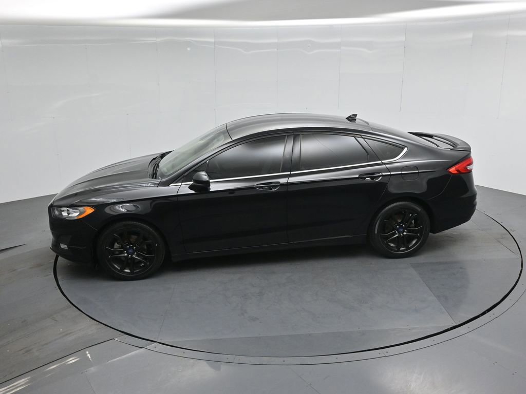 Certified 2020 Ford Fusion SE w/ Equipment Group 151A image 25
