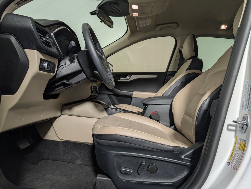 Certified 2020 Ford Escape SEL FWD image 11