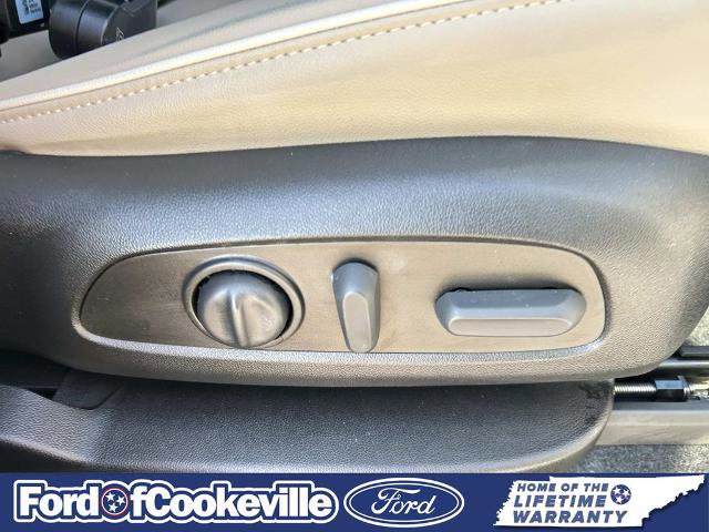 Used 2023 Chevrolet Traverse Premier AWD/4WD image 26
