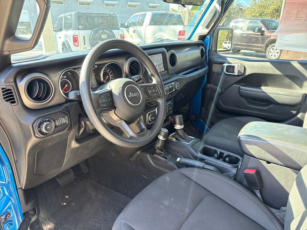 Used 2022 Jeep Wrangler Willys image 32