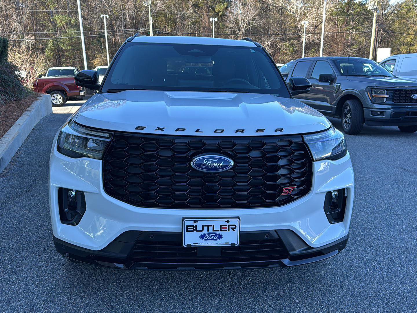 Certified 2025 Ford Explorer ST w/ Sun And Sound Package image 7