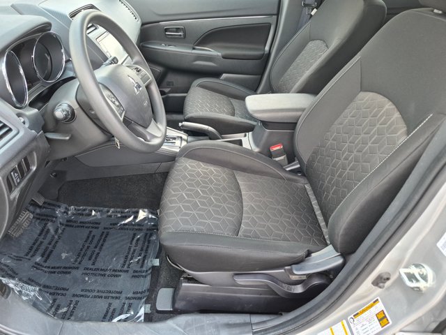Used 2025 Mitsubishi Outlander Sport ES AWD/4WD image 12