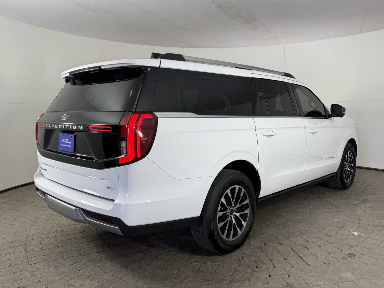 Certified 2025 Ford Expedition Max Platinum AWD/4WD image 9
