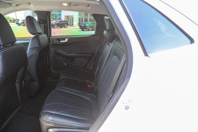 Certified 2025 Ford Escape SE w/ PHEV Premium Package FWD image 24