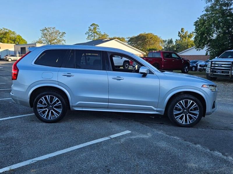 Used 2020 Volvo XC90 T5 Momentum image 6