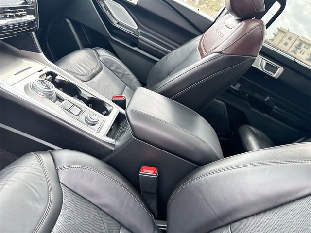 Certified 2023 Ford Explorer Platinum w/ Technology Package image 28