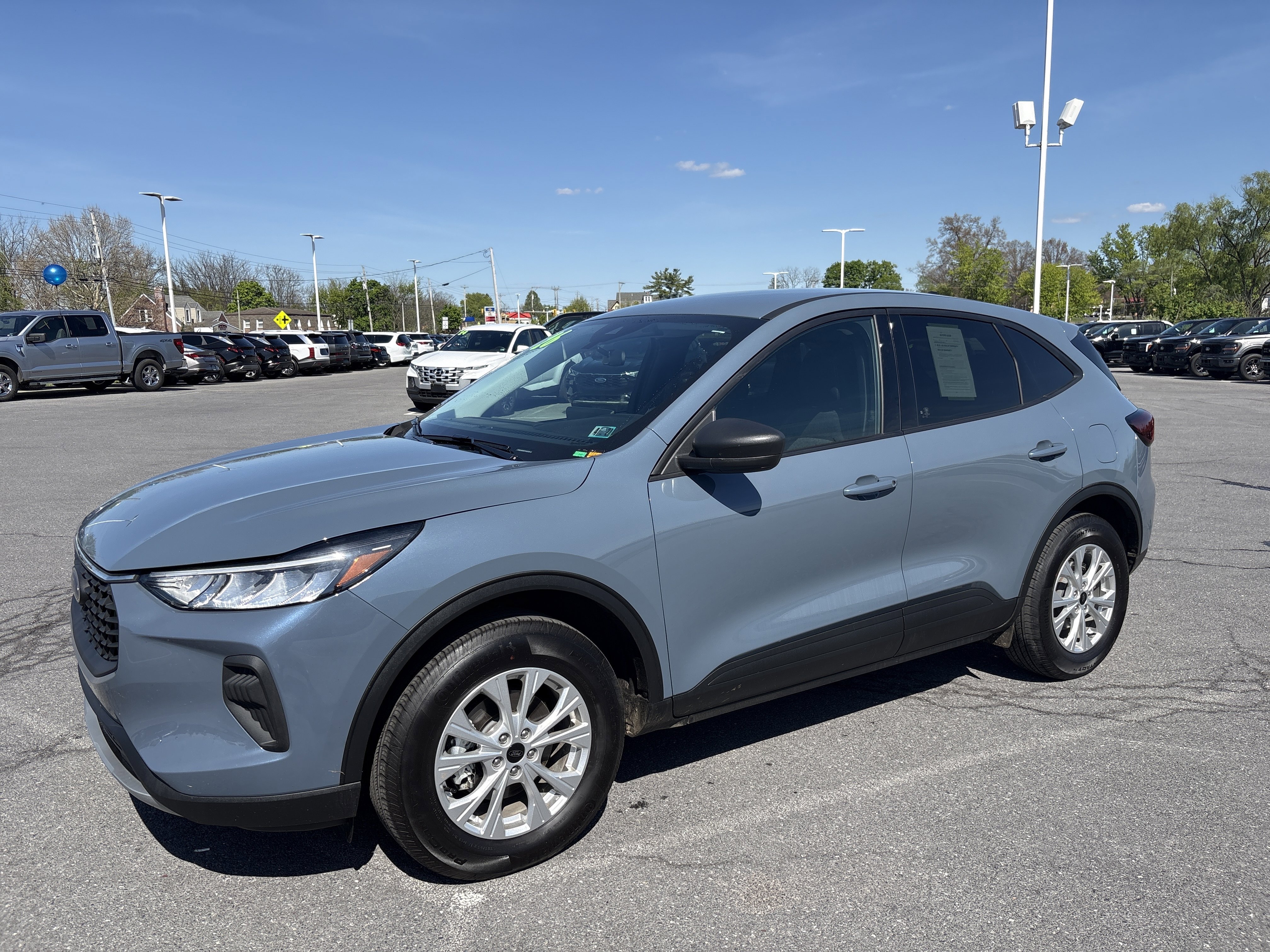 Certified 2026 Ford Escape Active w/ Tech Pack #1 AWD/4WD image 2