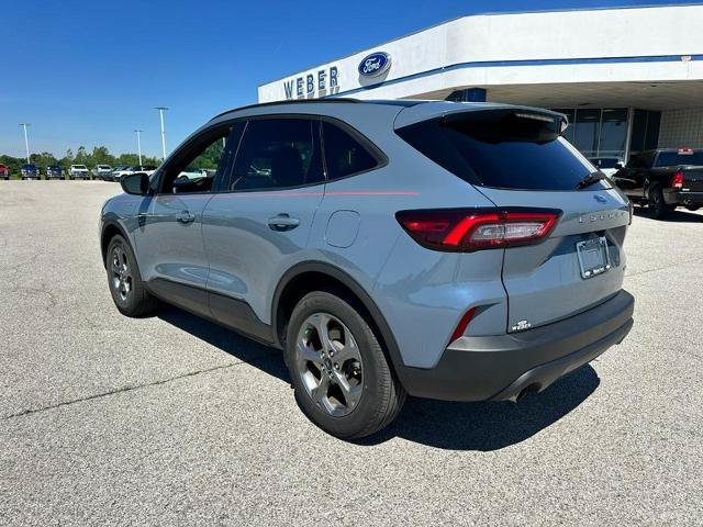 Certified 2025 Ford Escape ST-Line w/ Cold Weather Package AWD/4WD video 3