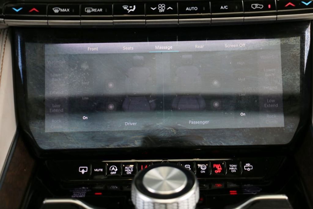Used 2023 Jeep Grand Wagoneer Series II AWD/4WD image 30