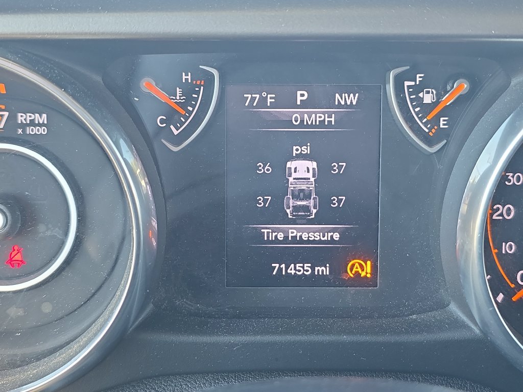 Used 2018 Jeep Wrangler Unlimited Sport S AWD/4WD image 28
