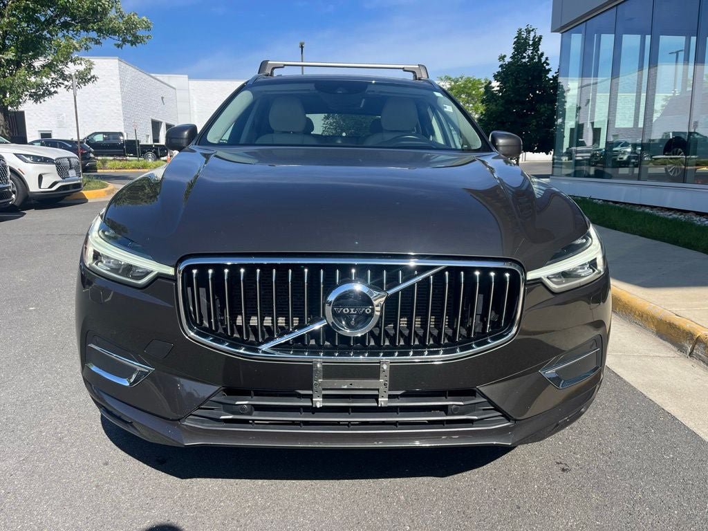 Used 2018 Volvo XC60 T6 Inscription w/ Luxury Seat Package AWD/4WD image 2