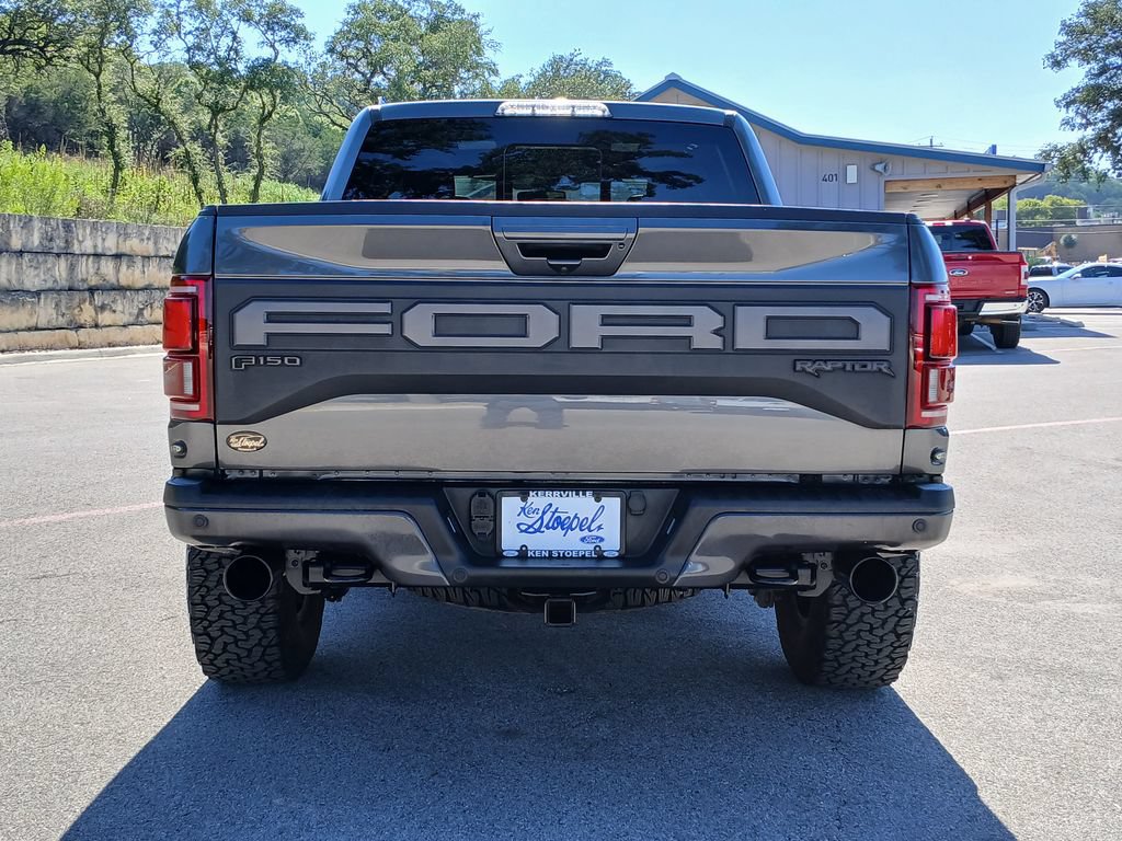 Certified 2020 Ford F150 Raptor w/ Equipment Group 802A Luxury AWD/4WD image 4
