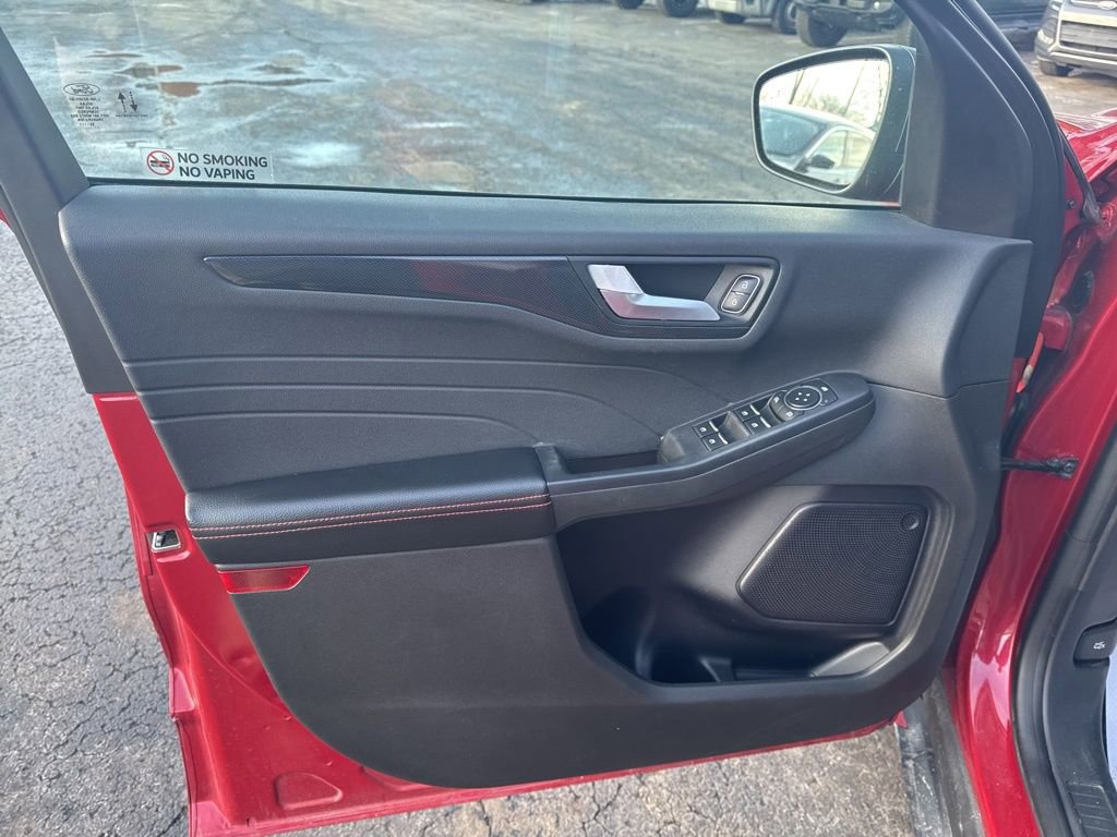 Certified 2023 Ford Escape ST-Line w/ Tech Pack #1 image 8