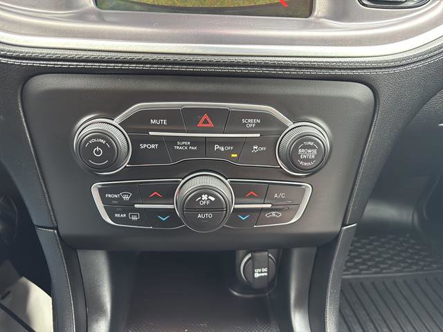 Used 2022 Dodge Charger R/T w/ Plus Group image 23