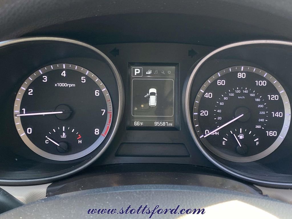 Used 2018 Hyundai Santa Fe Sport AWD/4WD image 24