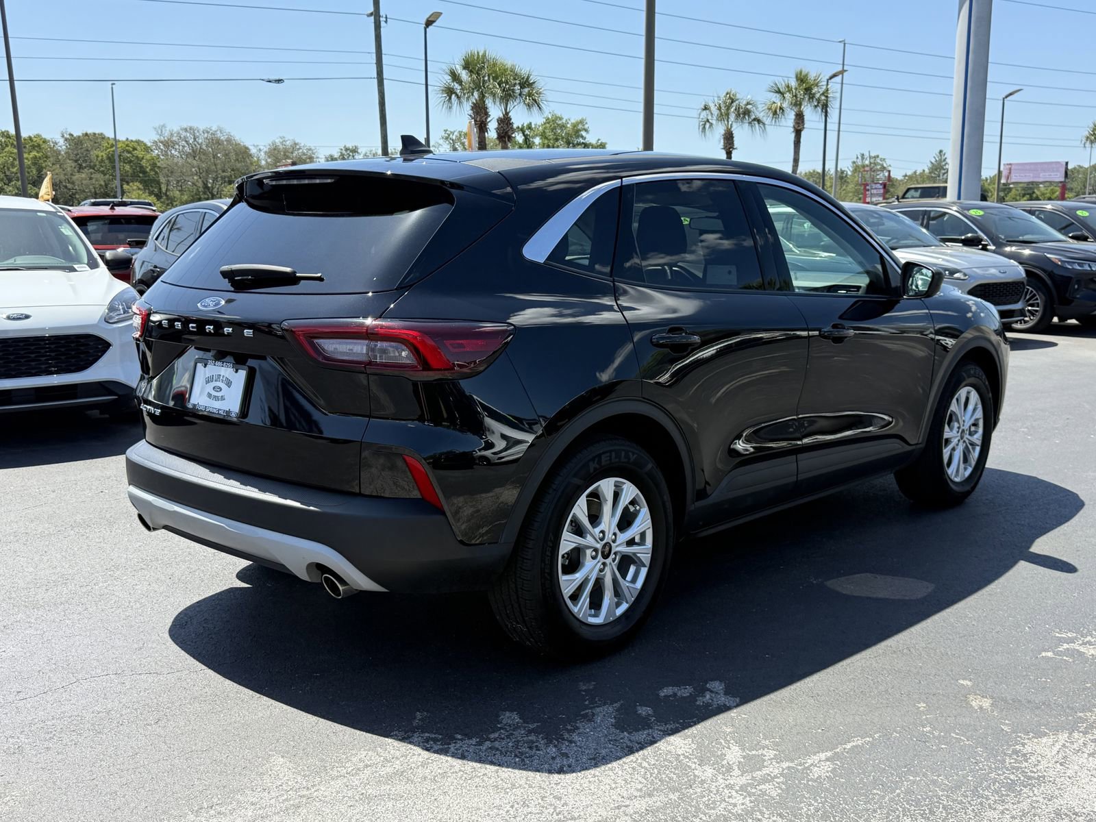 Certified 2024 Ford Escape Active w/ Cold Weather Package FWD image 4