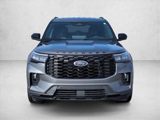 Certified 2025 Ford Explorer ST-Line w/ ST-Line Street Pack image 8