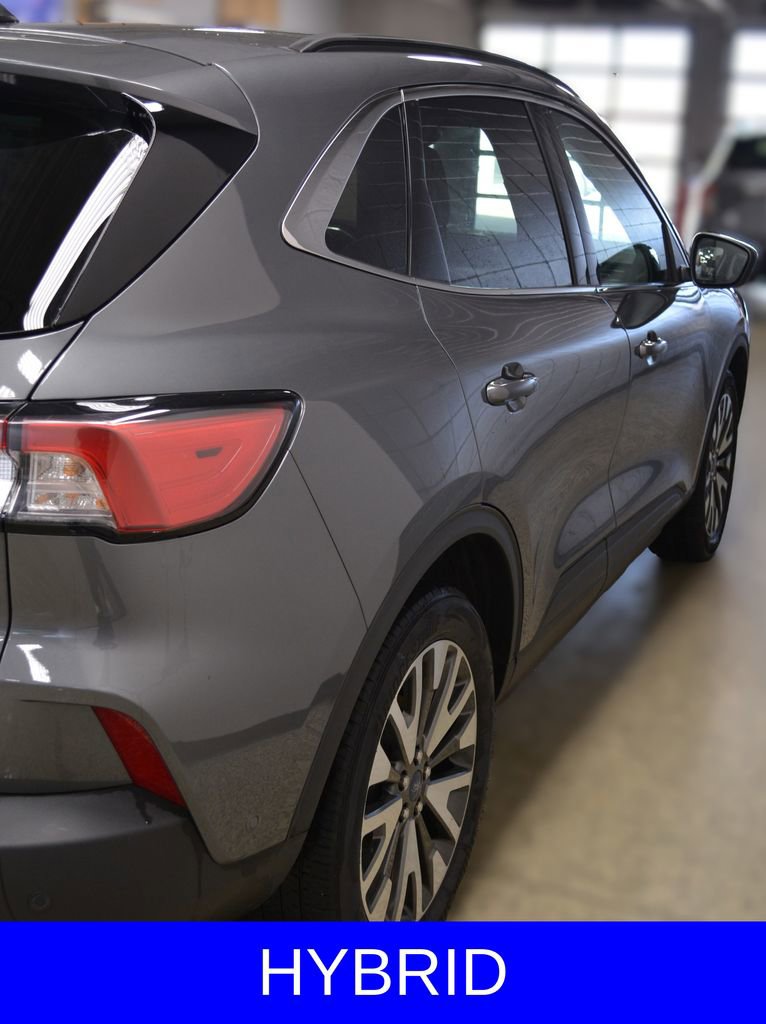 Certified 2021 Ford Escape Titanium AWD/4WD image 7