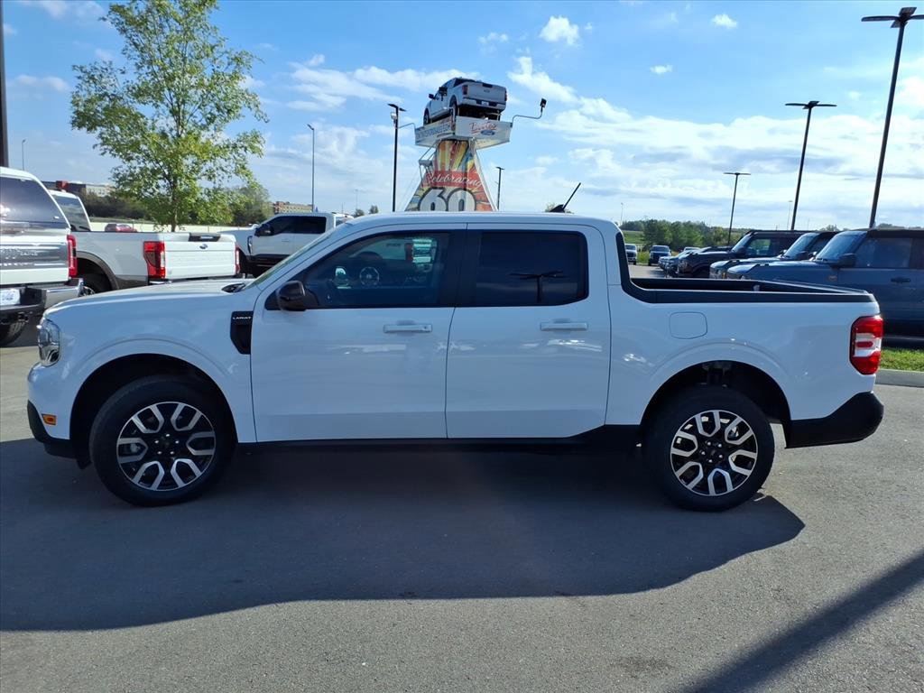 Certified 2024 Ford Maverick Lariat image 2