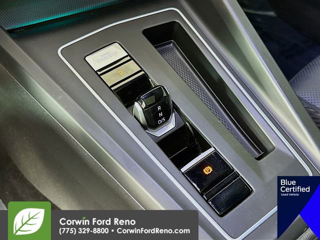 Used 2022 Volkswagen Golf R 2.0T image 20