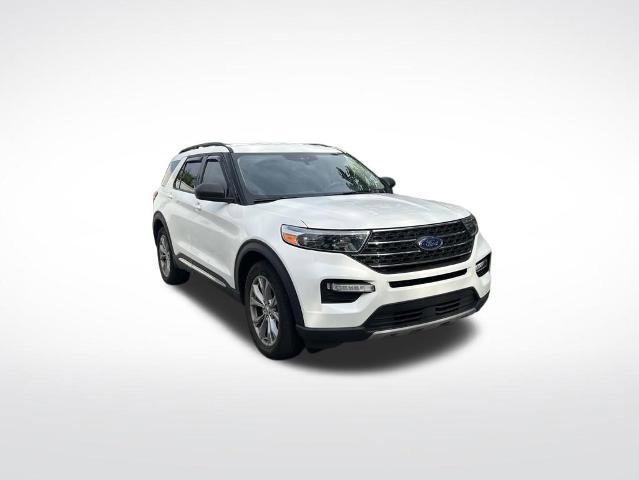 Certified 2023 Ford Explorer XLT w/ Equipment Group 202A RWD image 2